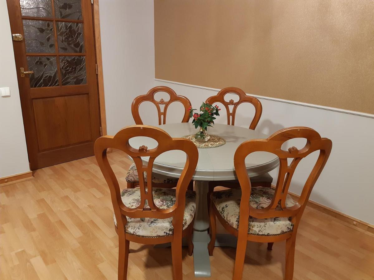 Secesja House Apartment ออชเวียนชิม ภายนอก รูปภาพ