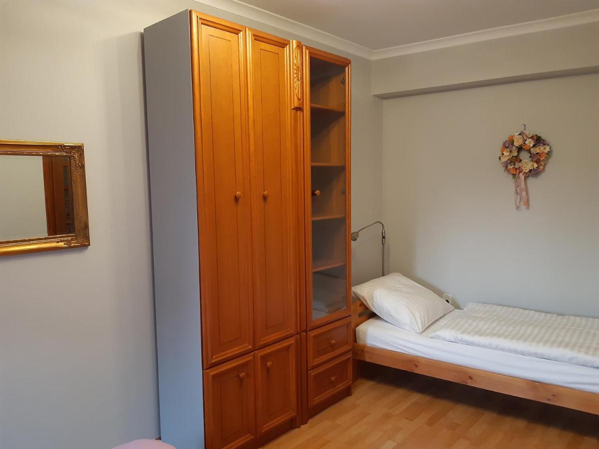 Secesja House Apartment ออชเวียนชิม ภายนอก รูปภาพ